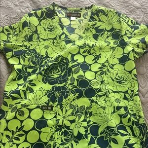 koi Floral & Polka Dot Scrub Top in Neon Green and Dark Green